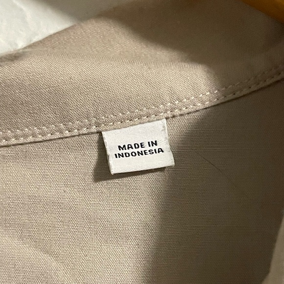 Uniqlo XXL Tan Crewneck Tee - Picture 6 of 6